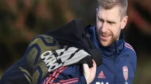 “9月15日周日03：00，西甲第5轮关键战：皇马作客挑战皇家社会，四轮未尝胜果，欧冠临近...[详情）”